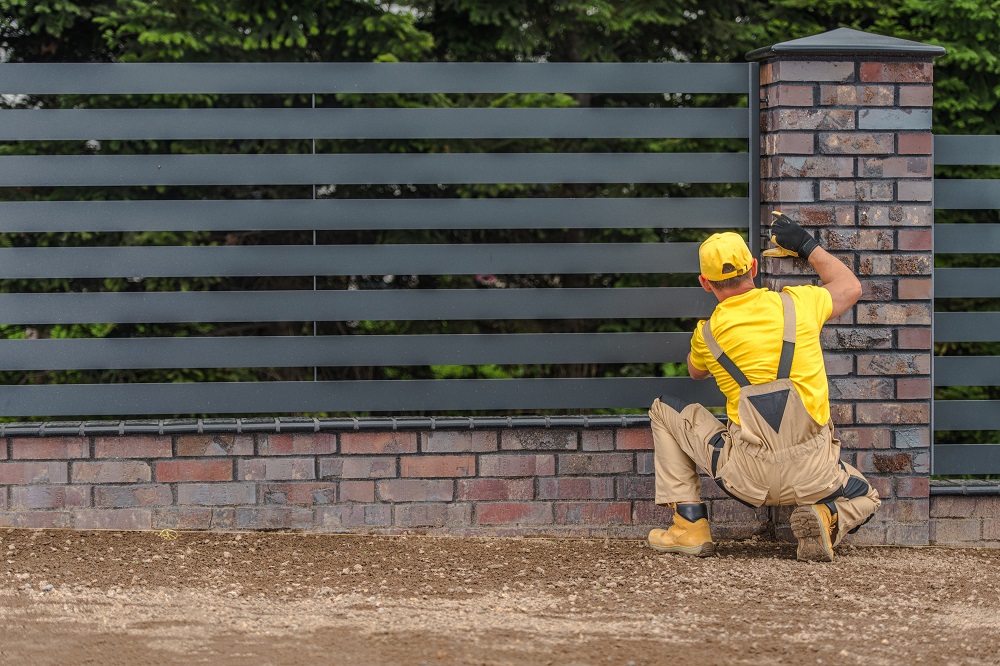 Residential fence repair New Orleans